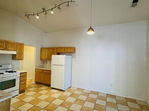 505 Glacier Bay St SE in Albuquerque, NM - Building Photo - Building Photo