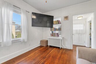 108 E Devonia Ave in Mount Vernon, NY - Building Photo - Building Photo