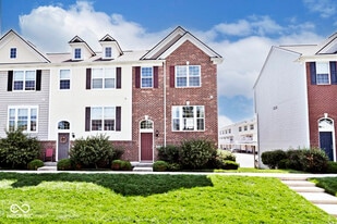 12692 Tamworth Dr in Fishers, IN - Building Photo