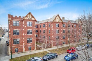 1819 W Leland Ave, Unit 3 in Chicago, IL - Building Photo