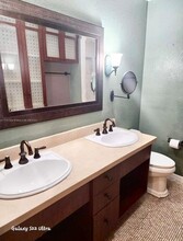 62 W 44th St in Hialeah, FL - Building Photo - Building Photo
