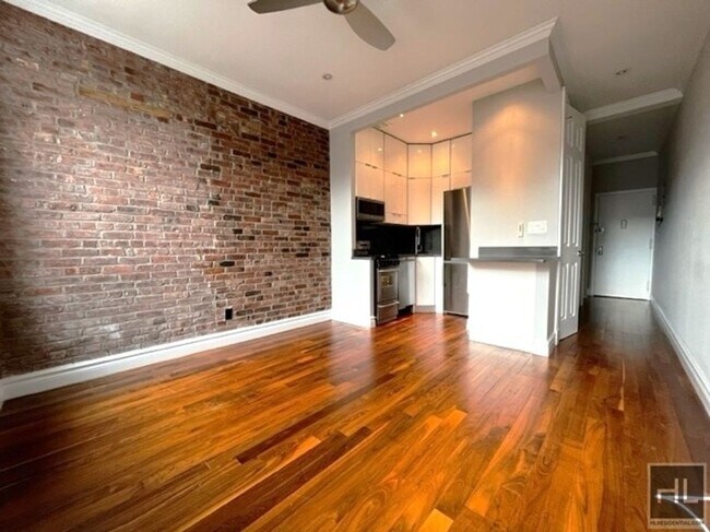 MOTT ST. in New York, NY - Building Photo - Building Photo