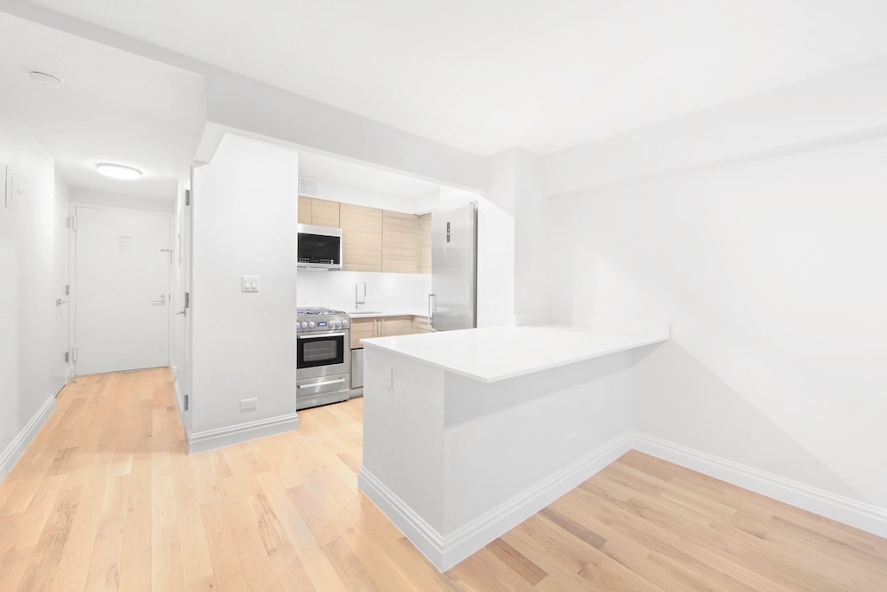 325 E 51st St in New York, NY - Foto de edificio