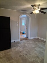 203 Kensi Dr, Unit 102 in Knoxville, TN - Foto de edificio - Building Photo