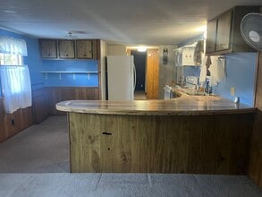 305 S Elm St in Milford, IN - Building Photo - Building Photo