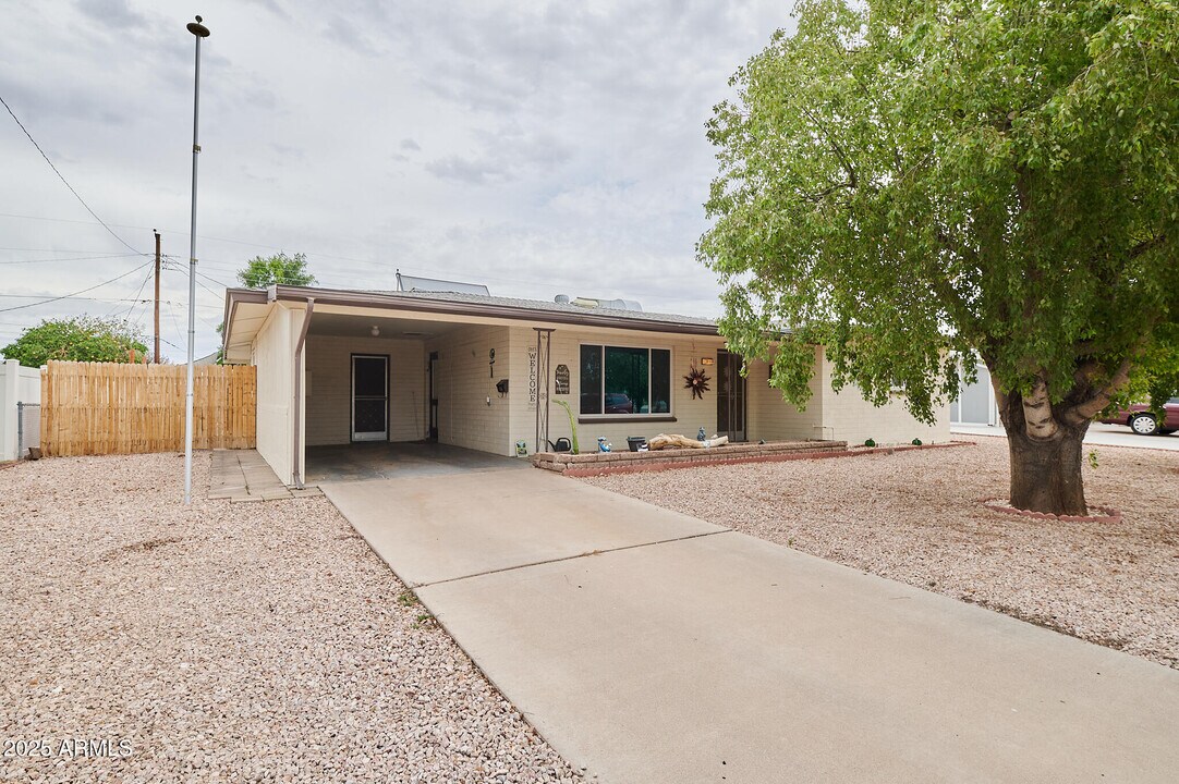 5410 E University Dr in Mesa, AZ - Building Photo
