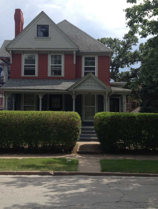 117 W 14th St in Davenport, IA - Building Photo