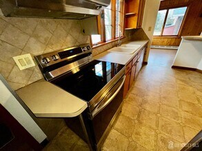 123 McCutcheon Ave in Sayreville, NJ - Building Photo - Building Photo