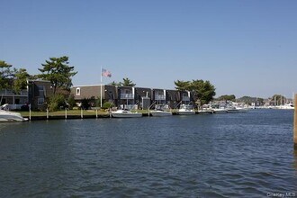 44 Mainsail Dr in Patchogue, NY - Building Photo - Building Photo