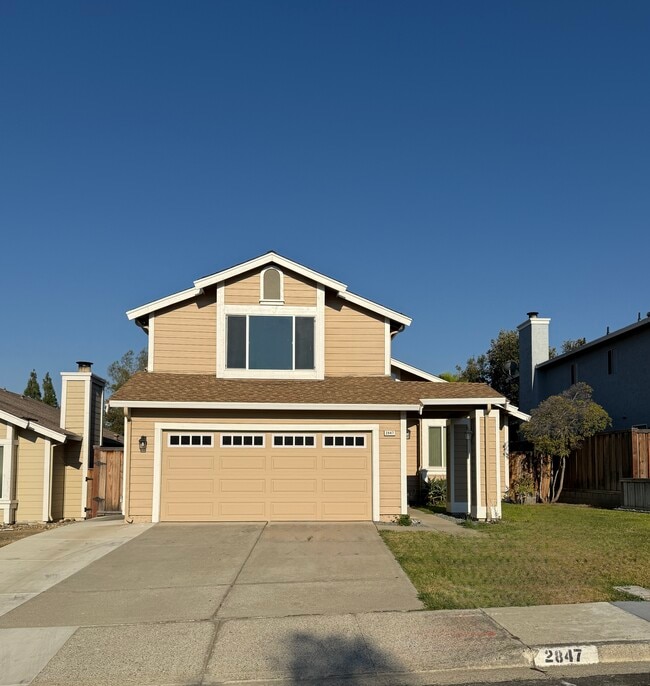 property at 2847 Honeysuckle Cir