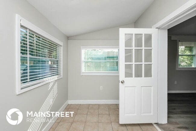 4007 E Osborne Ave in Tampa, FL - Foto de edificio - Building Photo