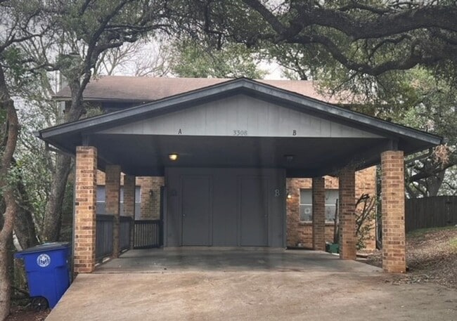 property at 3308 Dunliegh Dr