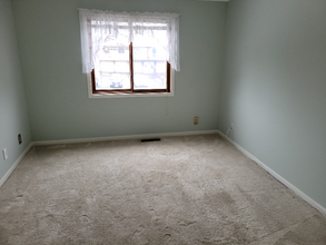 766 Parkside Dr in Vadnais Heights, MN - Building Photo - Building Photo