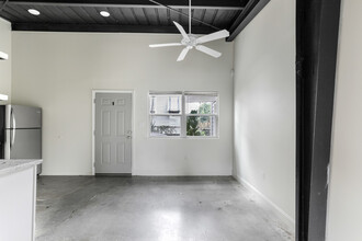 728 Desire St in New Orleans, LA - Building Photo - Interior Photo