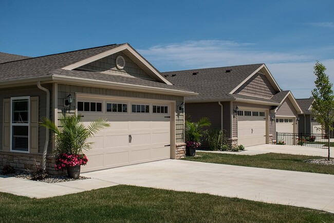 Redwood Plainfield in Plainfield, IN - Foto de edificio - Building Photo