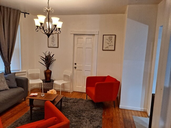 34 N Terrace Ave, Unit 2nd floor in Mount Vernon, NY - Building Photo - Building Photo