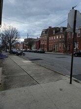354 Cherry St, Unit 354 Cherry Street in Columbia, PA - Foto de edificio - Building Photo