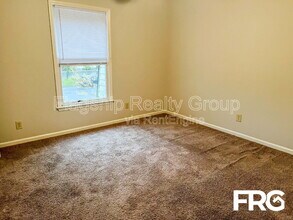 107 Chesterfield Ct in Greenville, NC - Building Photo - Building Photo