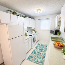 2121 E Upriver Dr in Spokane, WA - Building Photo - Building Photo