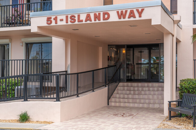 Windward Towers in Clearwater, FL - Foto de edificio - Building Photo