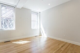 9 Joy St, Unit Joy st in Boston, MA - Building Photo - Building Photo