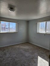 2076 S Acoma St in Denver, CO - Building Photo - Building Photo