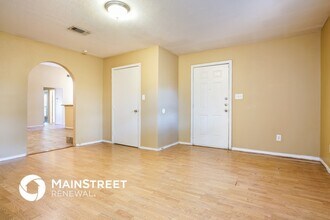 2605 Poplar Spring Rd in Fort Worth, TX - Foto de edificio - Building Photo