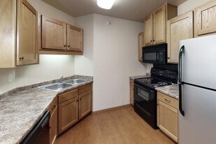 Williston Garden in Williston, ND - Building Photo