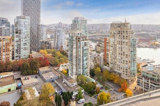 Coral Court in Vancouver, BC - Building Photo - Building Photo