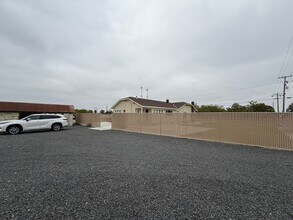 31450 Lone Tree Rd in Oakdale, CA - Building Photo - Building Photo