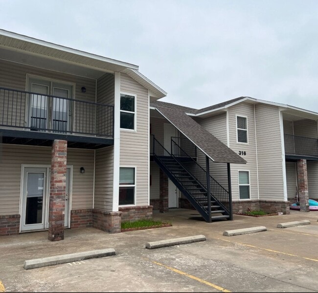 property at 316 Erin Pl