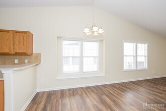 10437 Hugue Way in Charlotte, NC - Building Photo - Building Photo