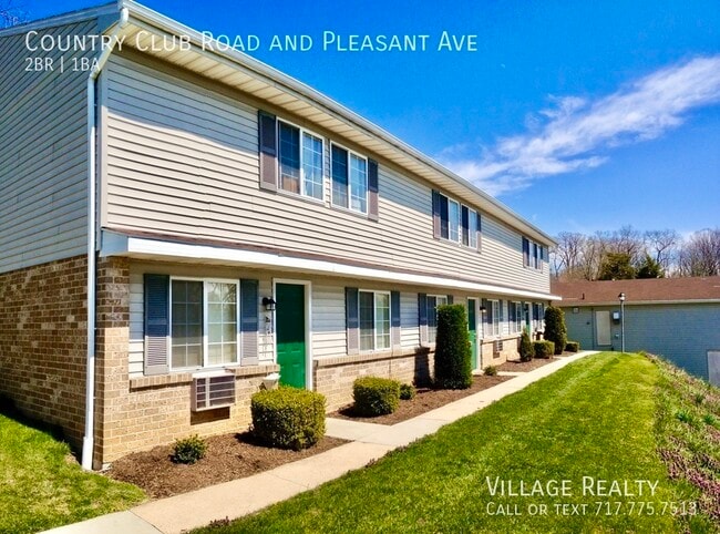 615 Country Club Rd in Red Lion, PA - Building Photo - Building Photo