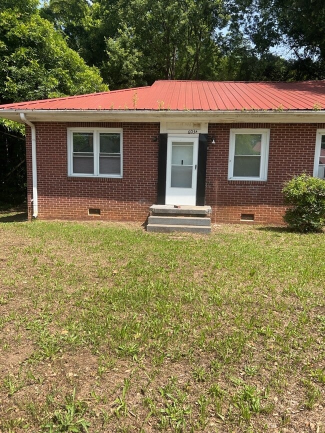 property at 603 E Orr St