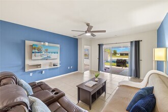 10733 Crossback Ln in Lehigh Acres, FL - Building Photo - Building Photo
