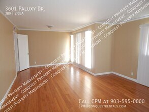 3601 Paluxy Dr in Tyler, TX - Building Photo - Building Photo