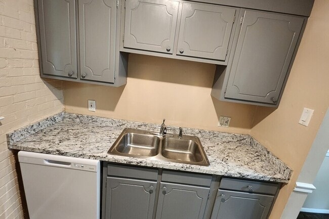 Emerald Commons in Greenville, SC - Foto de edificio - Building Photo