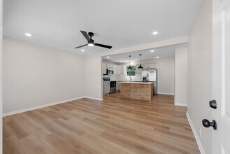 112 King Cole Dr in Clarksville, TN - Building Photo - Building Photo