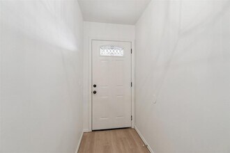 1033 Mabel C Fry Blvd in Yukon, OK - Building Photo - Building Photo