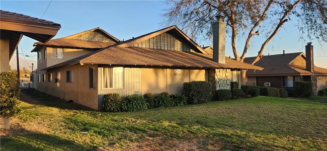 2029 Guthrie St N-Unit -D in San Bernardino, CA - Building Photo - Building Photo