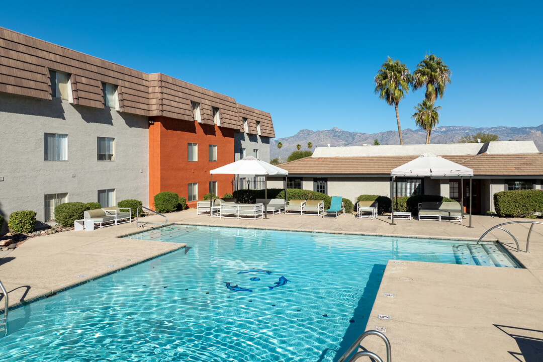 Toscana Cove Apartments in Tucson, AZ - Foto de edificio