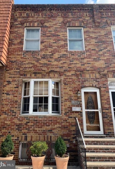 property at 2447 S 9th St