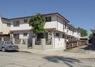 1224 N Mansfield Ave in Los Angeles, CA - Building Photo - Building Photo