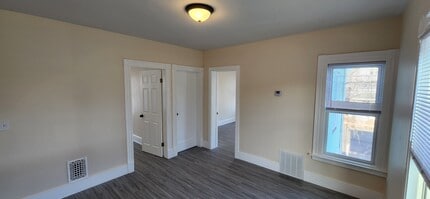 224 Campbell Ave, Unit 2nd fl in West Haven, CT - Foto de edificio - Building Photo