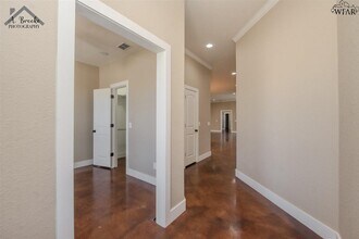 10 Freedom Cir in Wichita Falls, TX - Building Photo - Building Photo