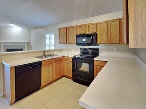 509 Chancellor Dr W in Jacksonville, FL - Building Photo - Building Photo