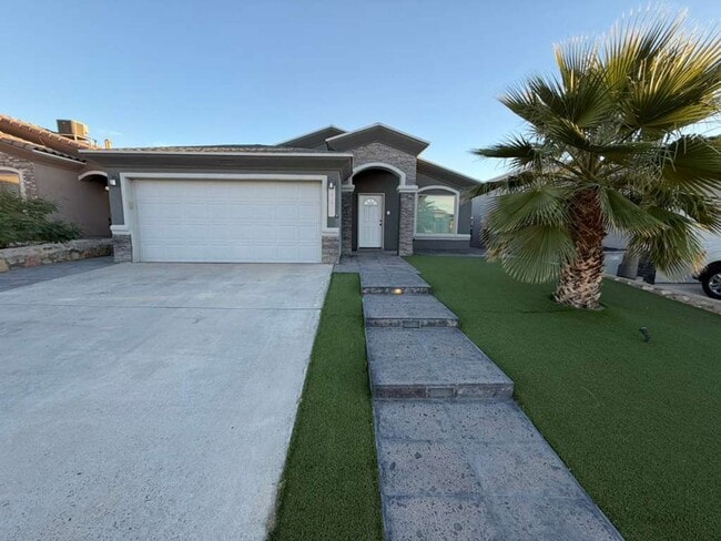 460 Prime Desert Dr in El Paso, TX - Building Photo - Building Photo