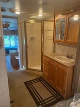 9101 NE 37th Ave in Anthony, FL - Building Photo - Building Photo