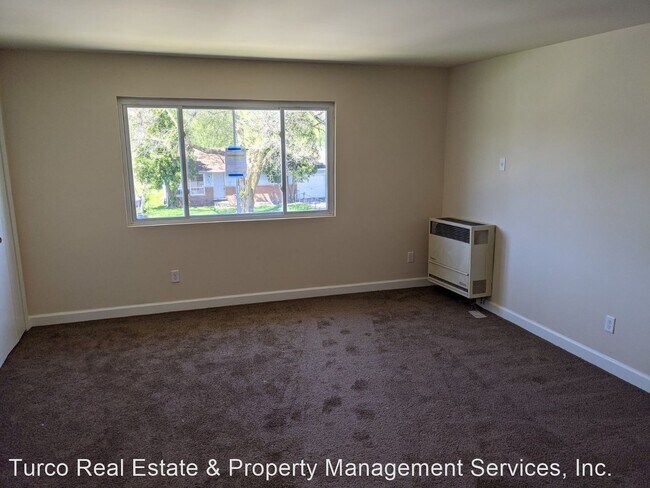 240 Tedmark Ct in Kankakee, IL - Building Photo - Building Photo