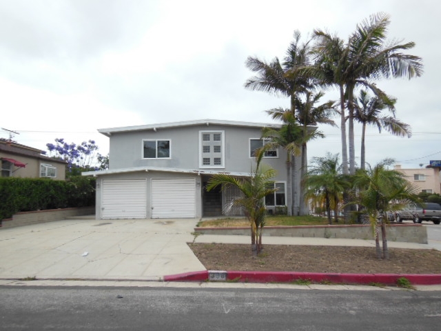 834 S Leland St in San Pedro, CA - Foto de edificio